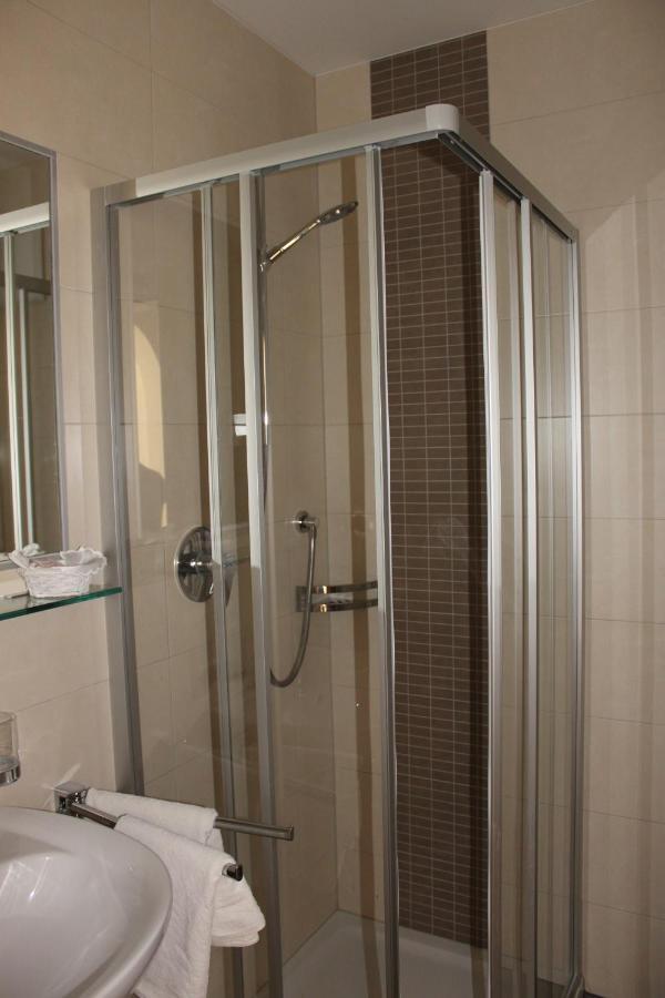 Residence Die Faerbe Випитено Номер фото